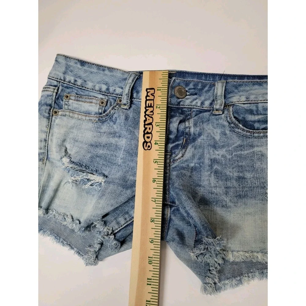 American Eagle AE Denim Shorts Women's 4, Low Rise Cut-off Medium Wash 3